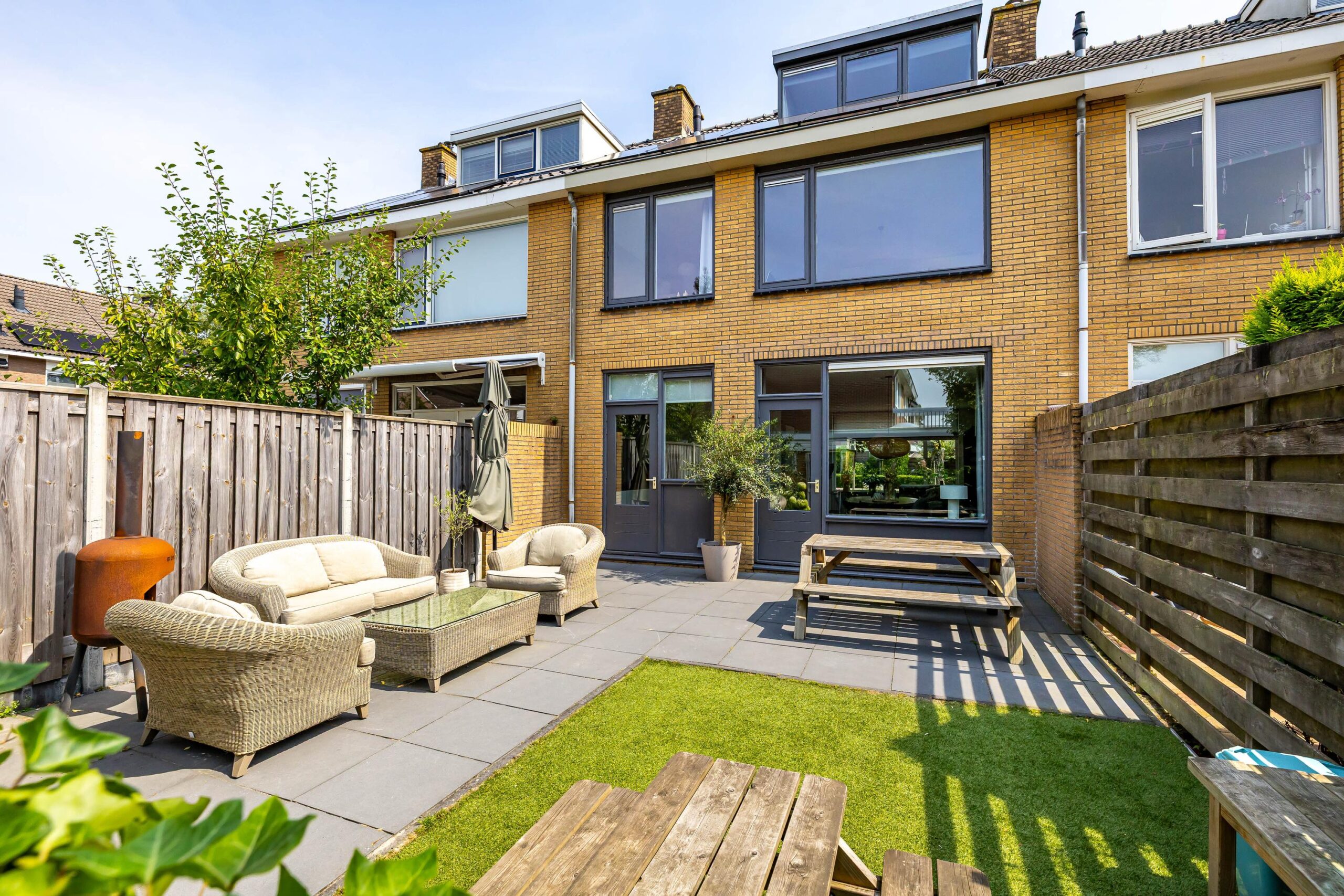 Tussenwoning te koop: Hobbemaweg 4, Eelde