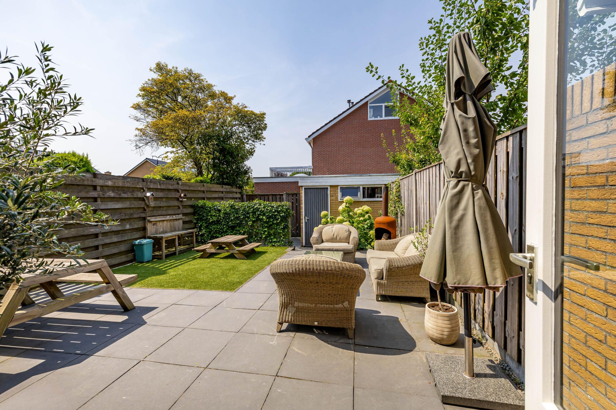 Tussenwoning te koop: Hobbemaweg 4, Eelde