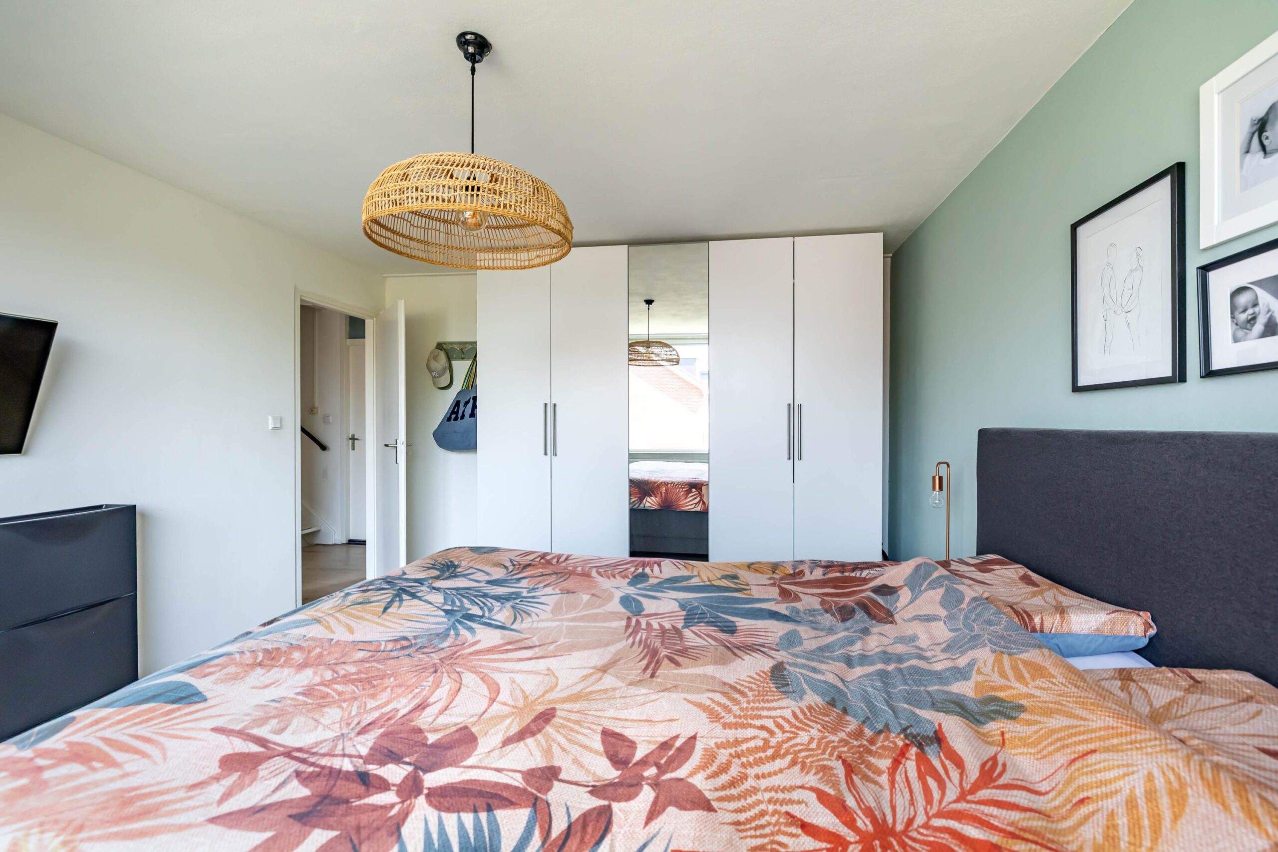 Tussenwoning te koop: Hobbemaweg 4, Eelde